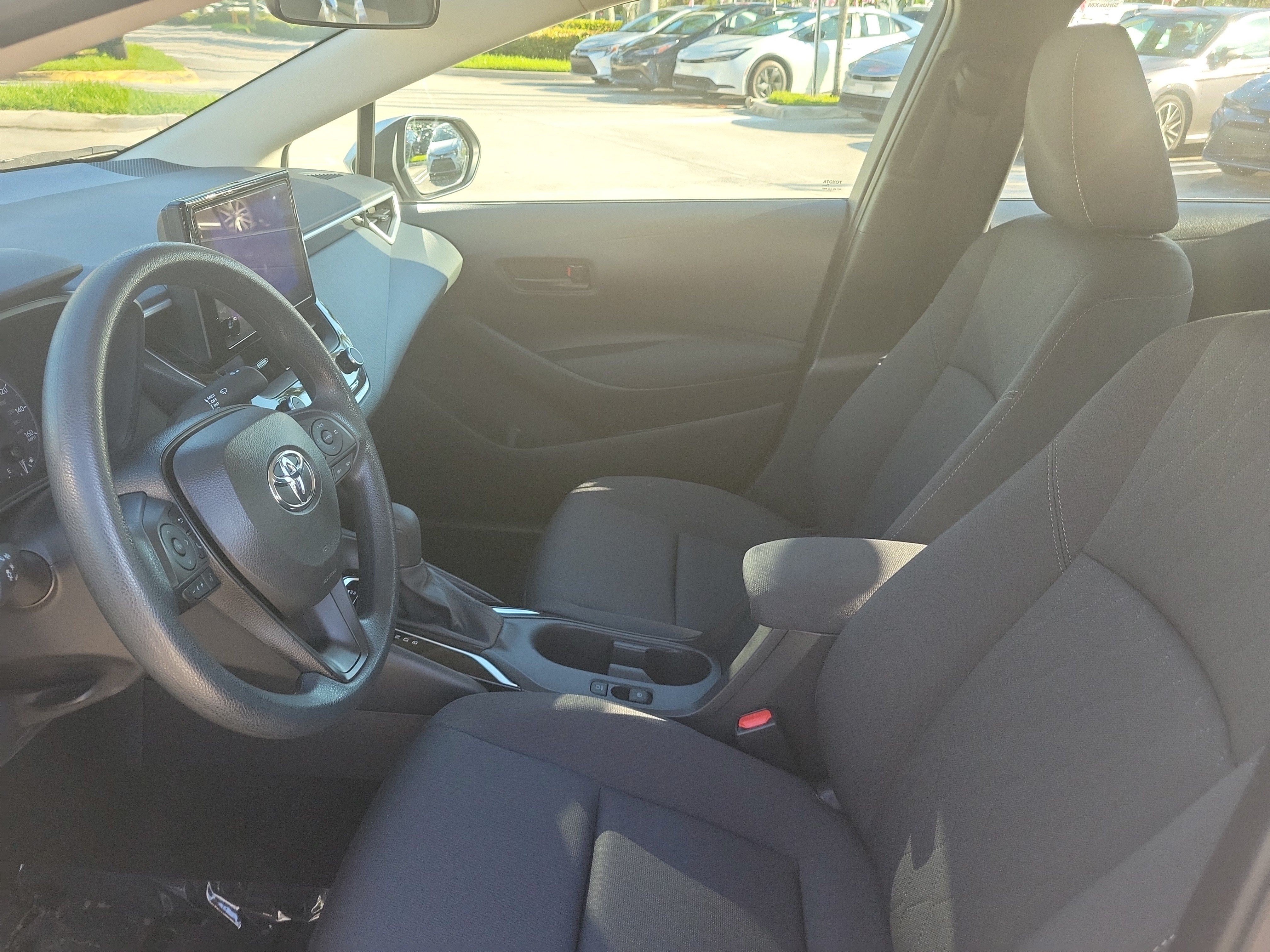 Used 2024 Toyota Corolla LE FWD image 22