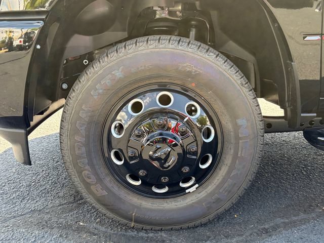 New 2026 RAM 3500 Big Horn AWD/4WD image 11