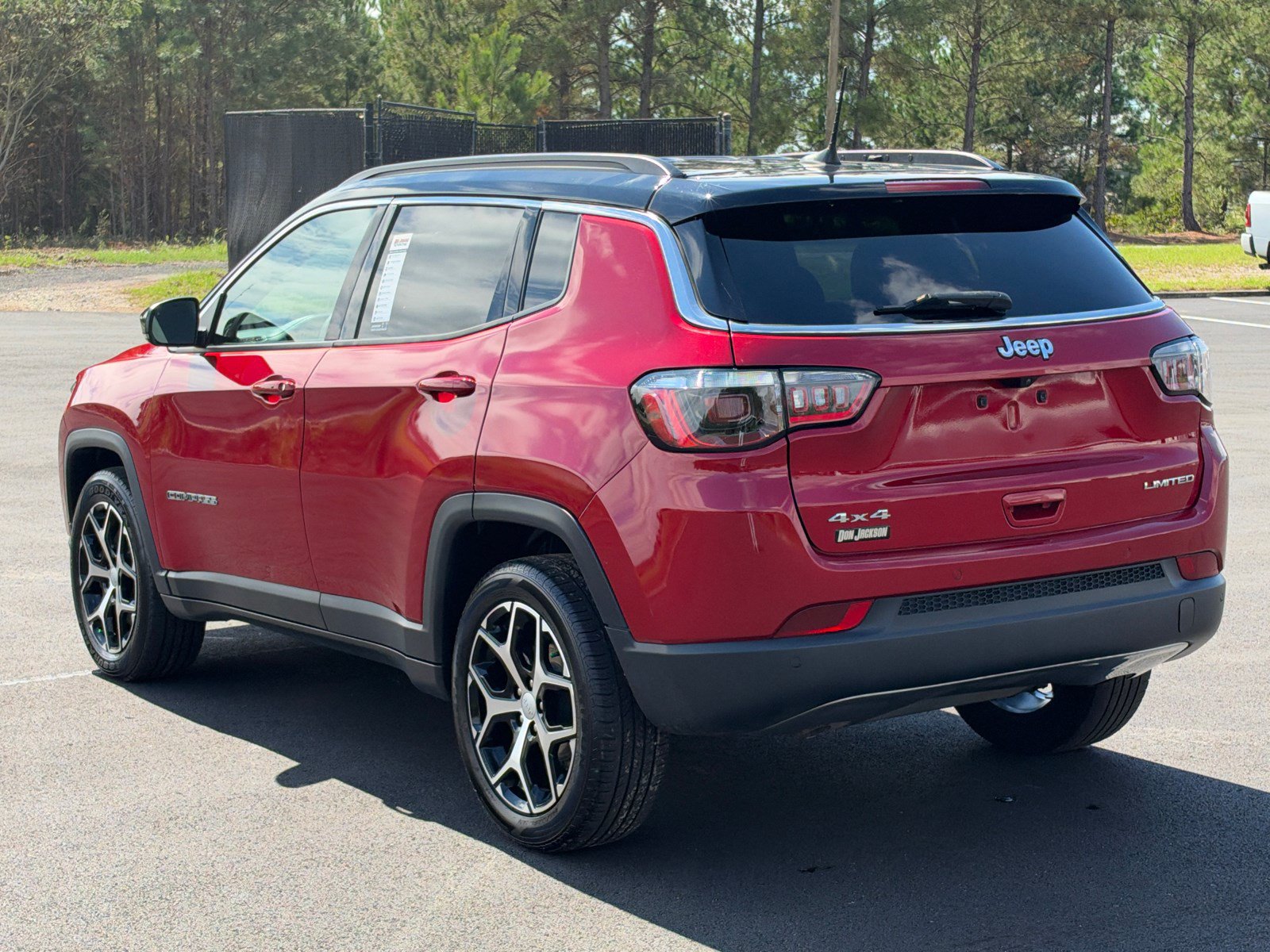 Used 2024 Jeep Compass Limited AWD/4WD image 7