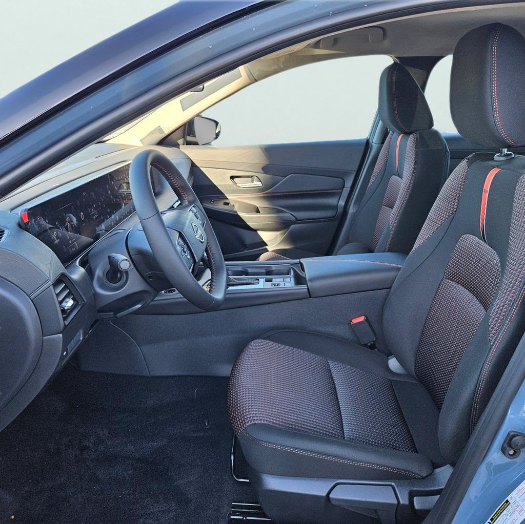New 2026 Nissan Sentra SR w/ Floor Mat Package FWD image 10