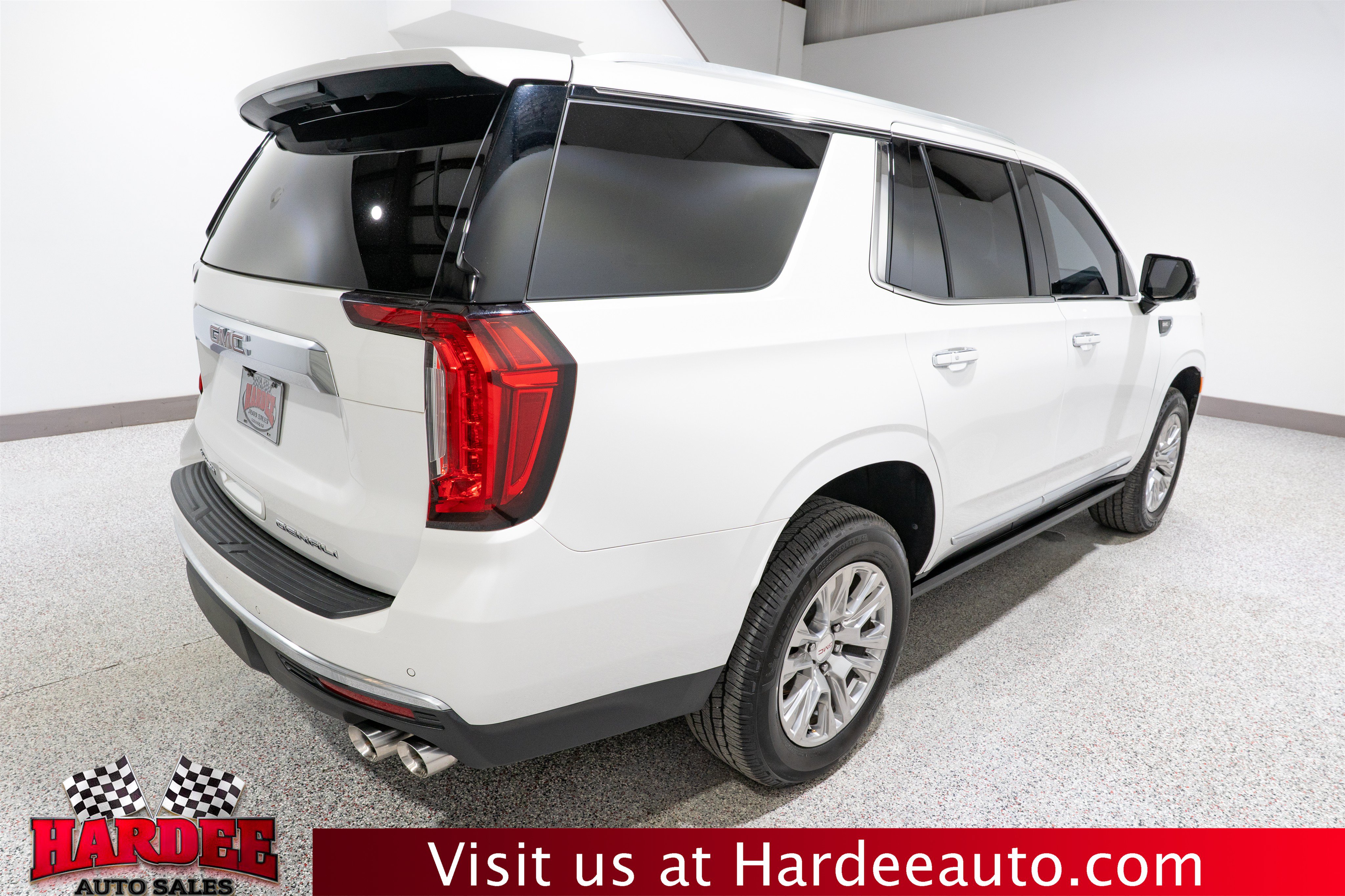 Used 2021 GMC Yukon Denali AWD/4WD image 5