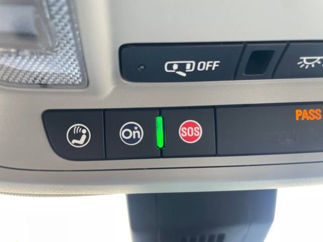 Used 2024 GMC Terrain SLE image 26