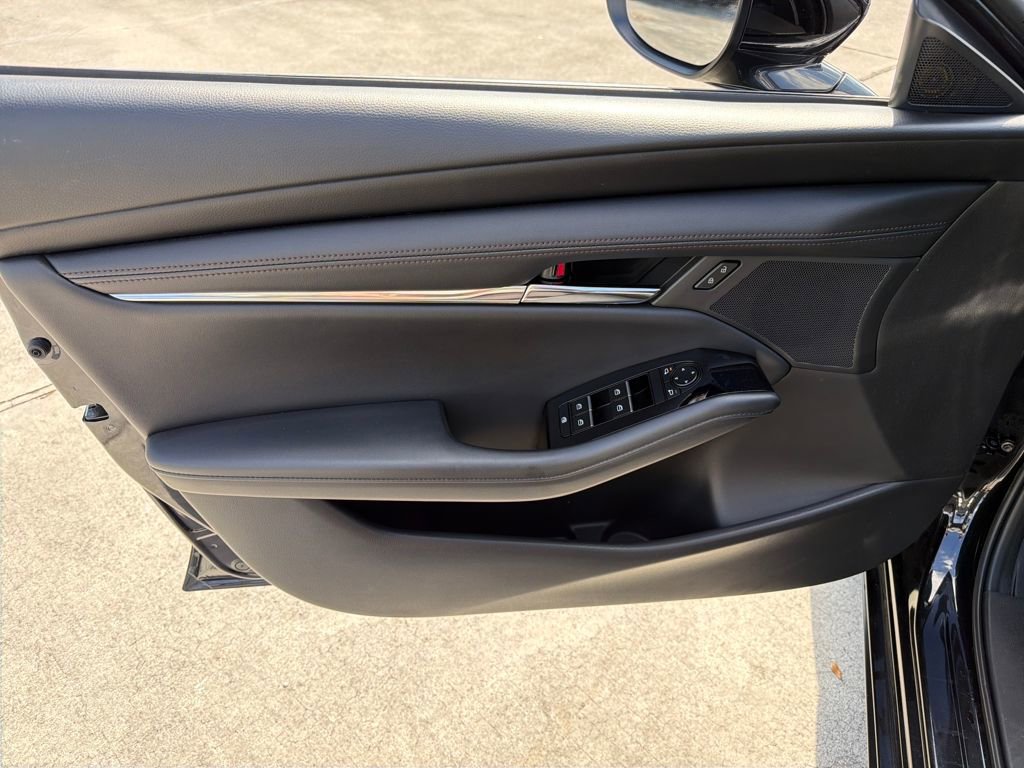 Used 2024 MAZDA MAZDA3 s image 17