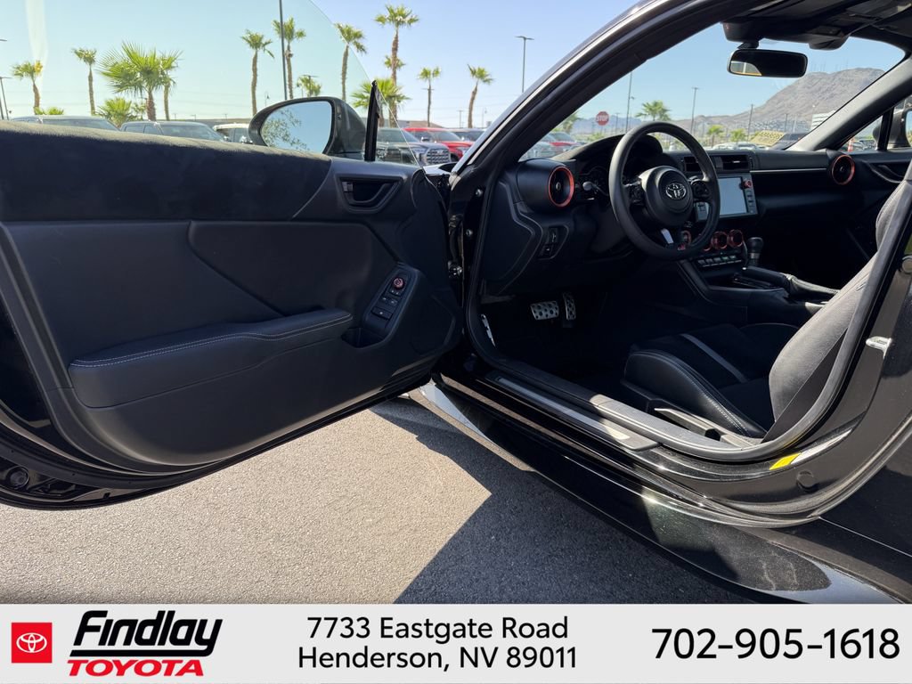 Certified 2024 Toyota GR86 Premium RWD image 5