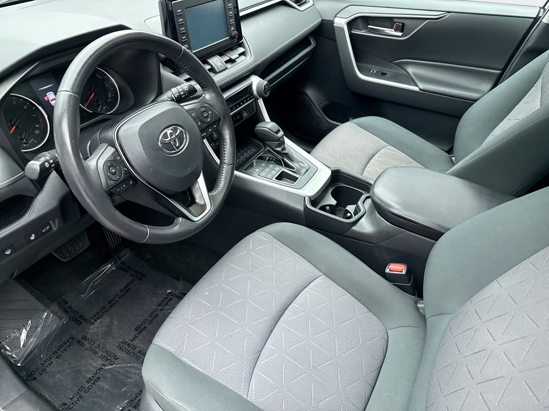 Used 2019 Toyota RAV4 XLE w/ Convenience Package AWD/4WD image 10