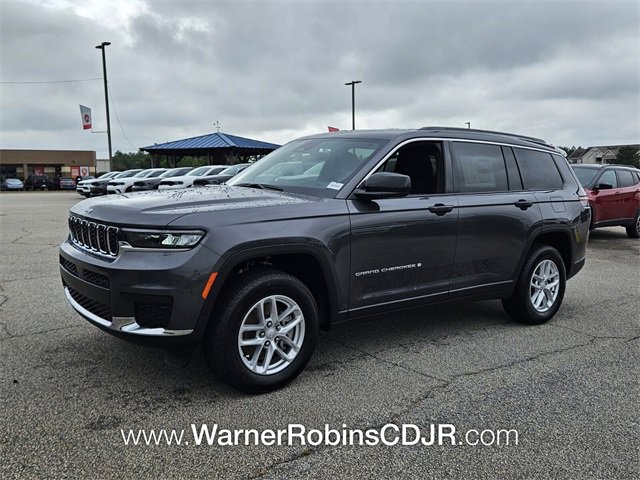 New 2025 Jeep Grand Cherokee L Laredo w/ Luxury Tech Group I image 3