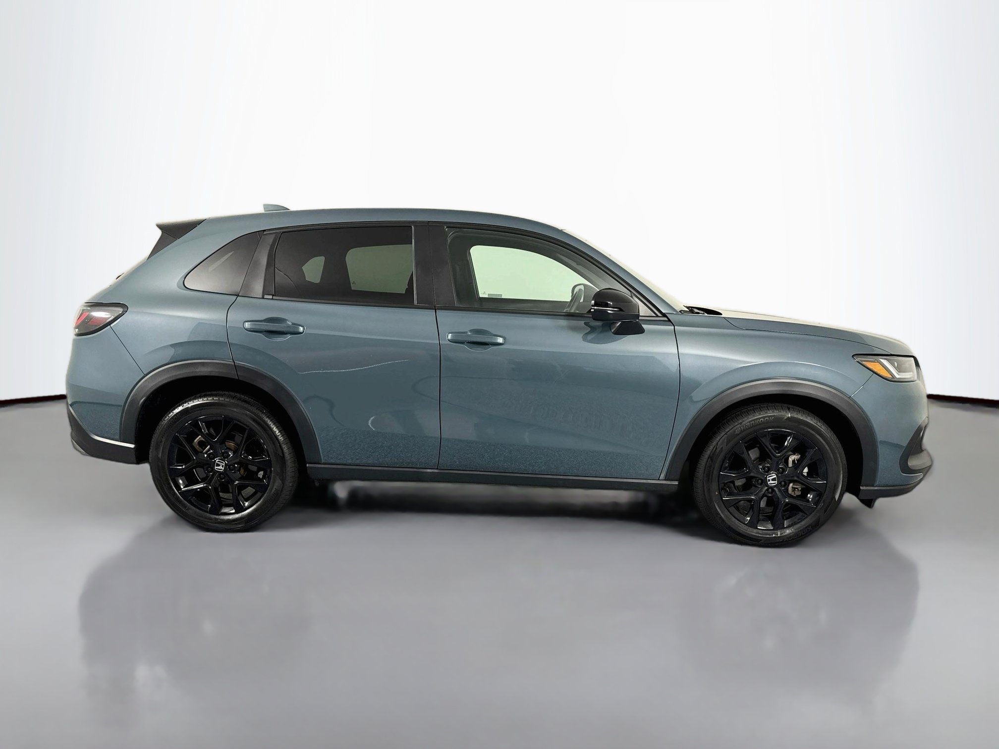 Certified 2024 Honda HR-V Sport image 4