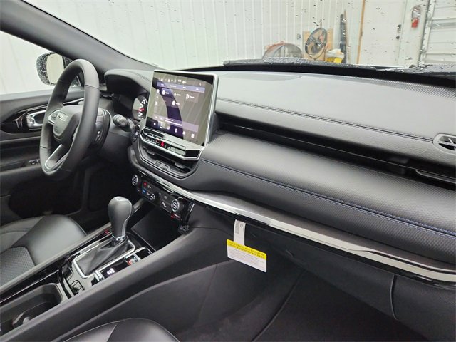 New 2026 Jeep Compass Latitude image 33