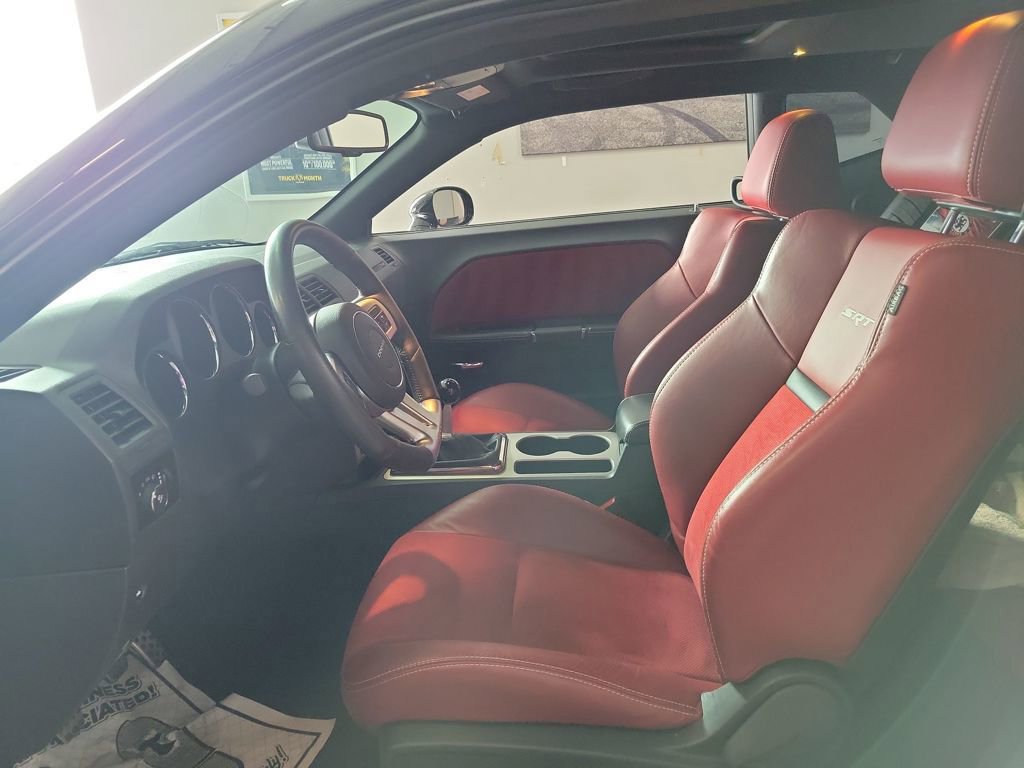 Used 2013 Dodge Challenger SRT8 w/ Harman Kardon Audio Group image 7