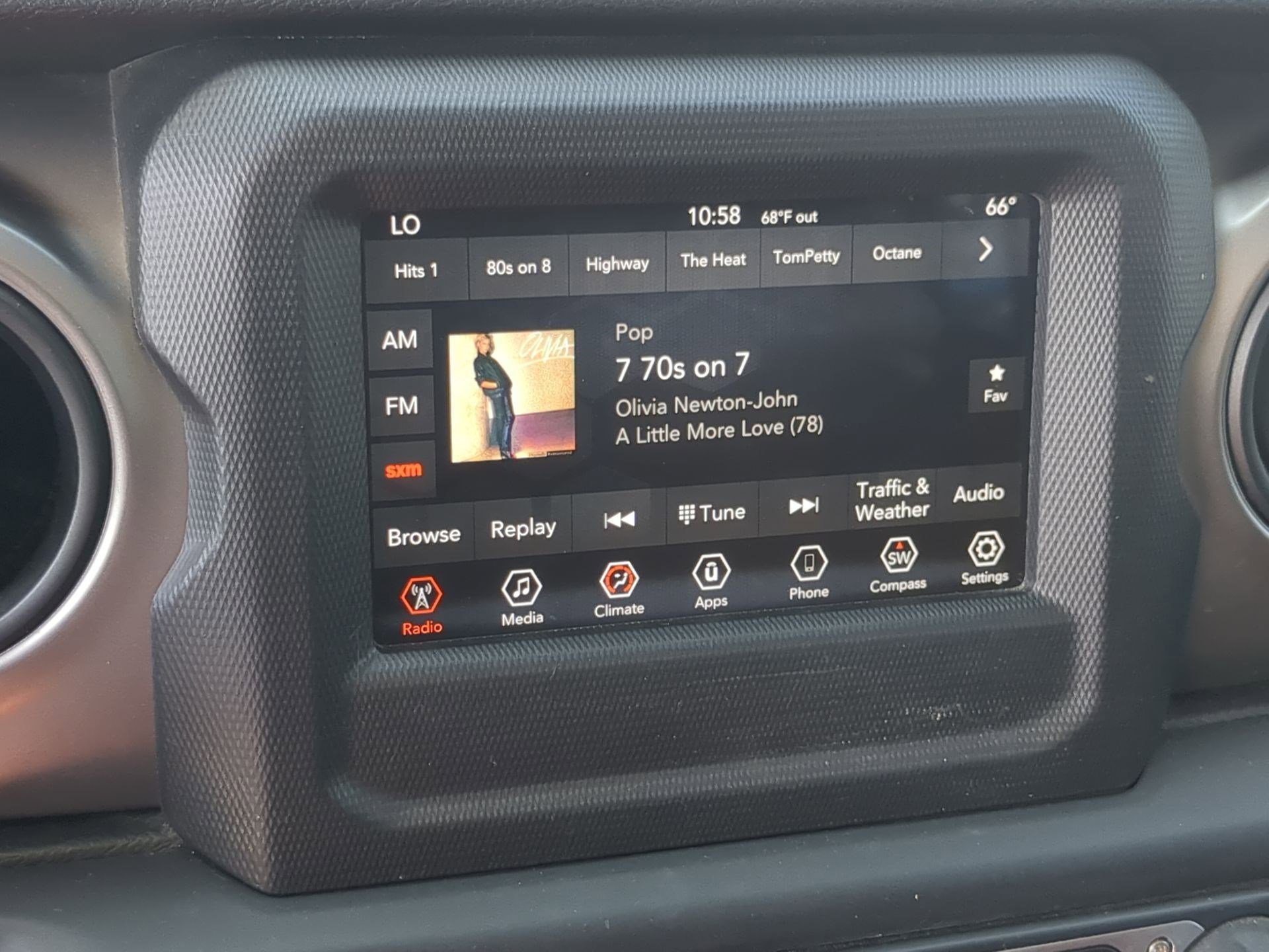 Used 2019 Jeep Wrangler Unlimited Sport S image 14