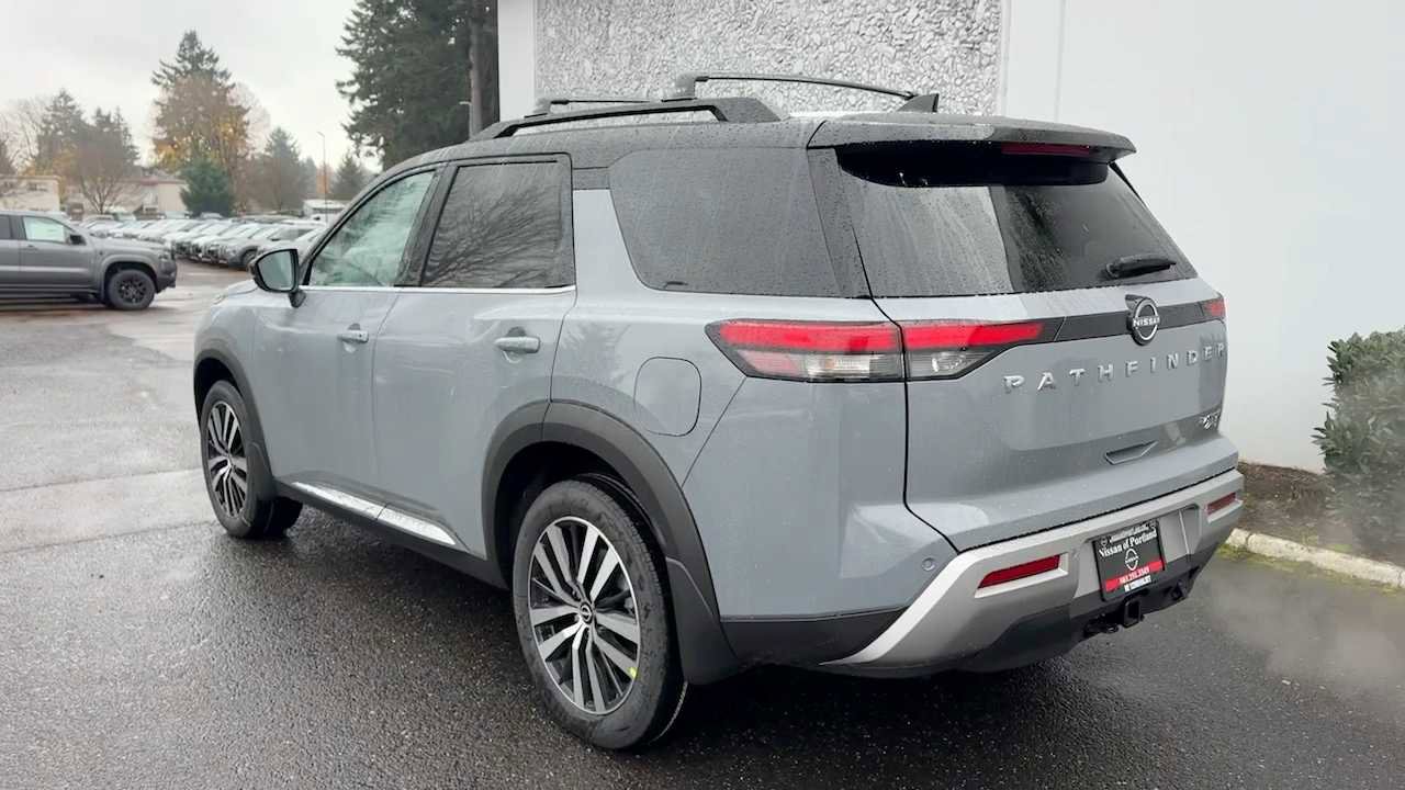 New 2025 Nissan Pathfinder Platinum w/ Cargo Package image 13