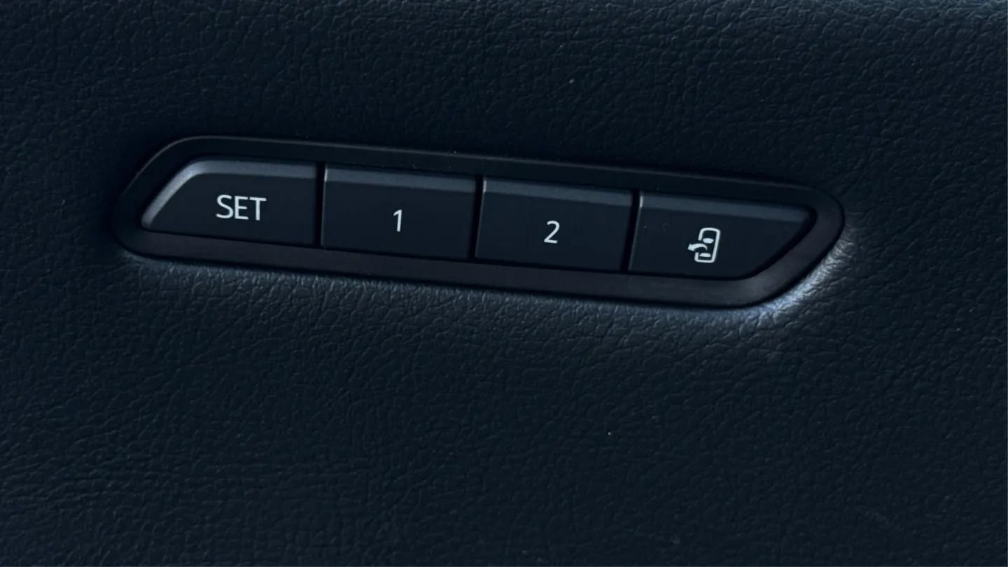 Used 2023 Cadillac XT5 Premium Luxury AWD/4WD image 32