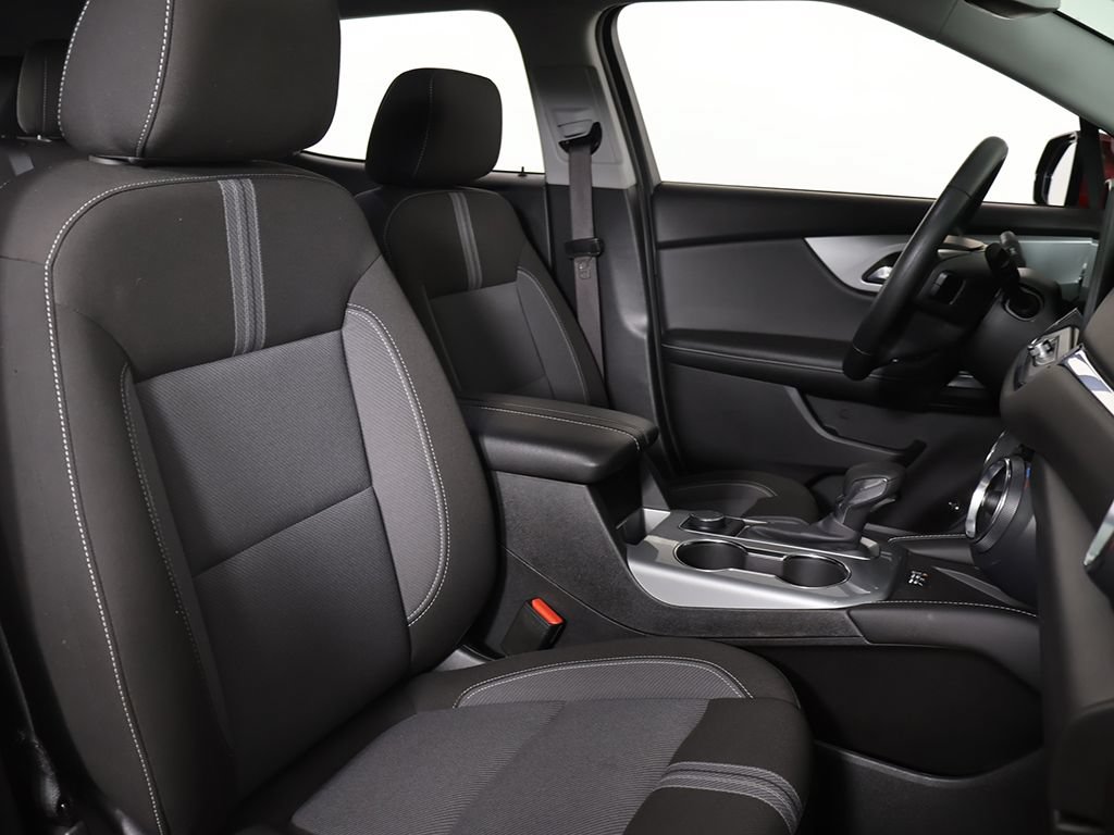 Used 2024 Chevrolet Blazer LT w/ Convenience Package FWD image 29
