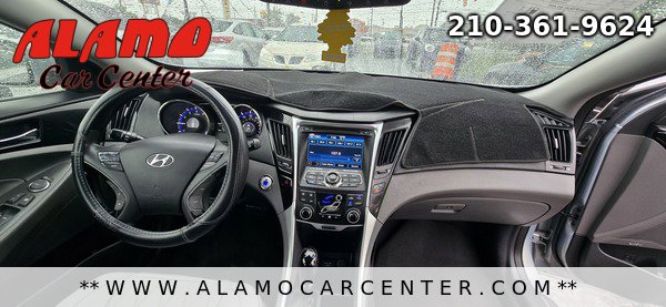 Used 2012 Hyundai Sonata Limited w/ Navigation Pkg FWD image 16