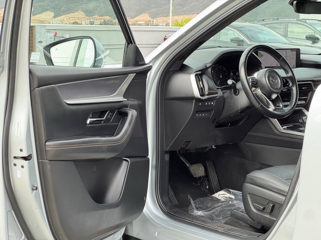 Used 2024 MAZDA CX-90 Plug-In Hybrid w/ Premium Plus AWD/4WD image 8