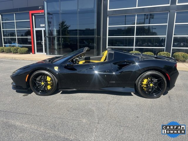 Used 2023 Ferrari F8 Tributo image 9