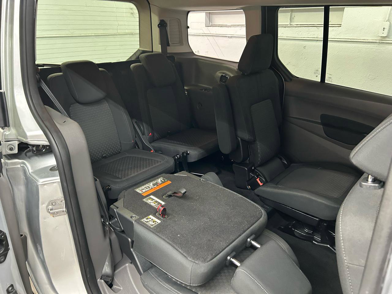 Used 2019 Ford Transit Connect XLT image 34