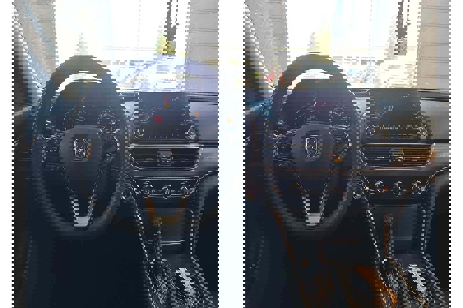 Used 2018 Honda Accord LX image 15