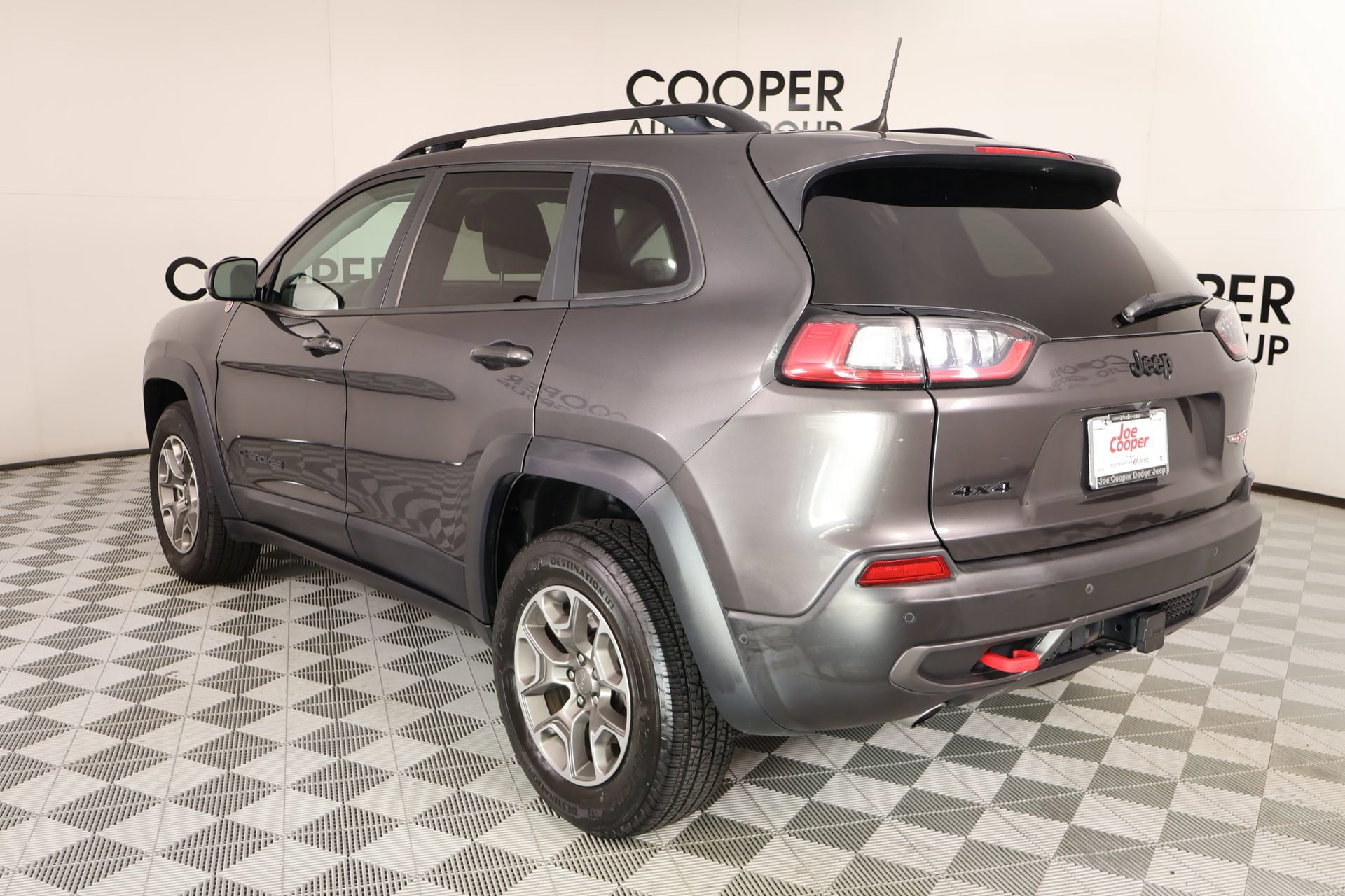 Used 2023 Jeep Cherokee Trailhawk w/ Trailer Tow Group image 24