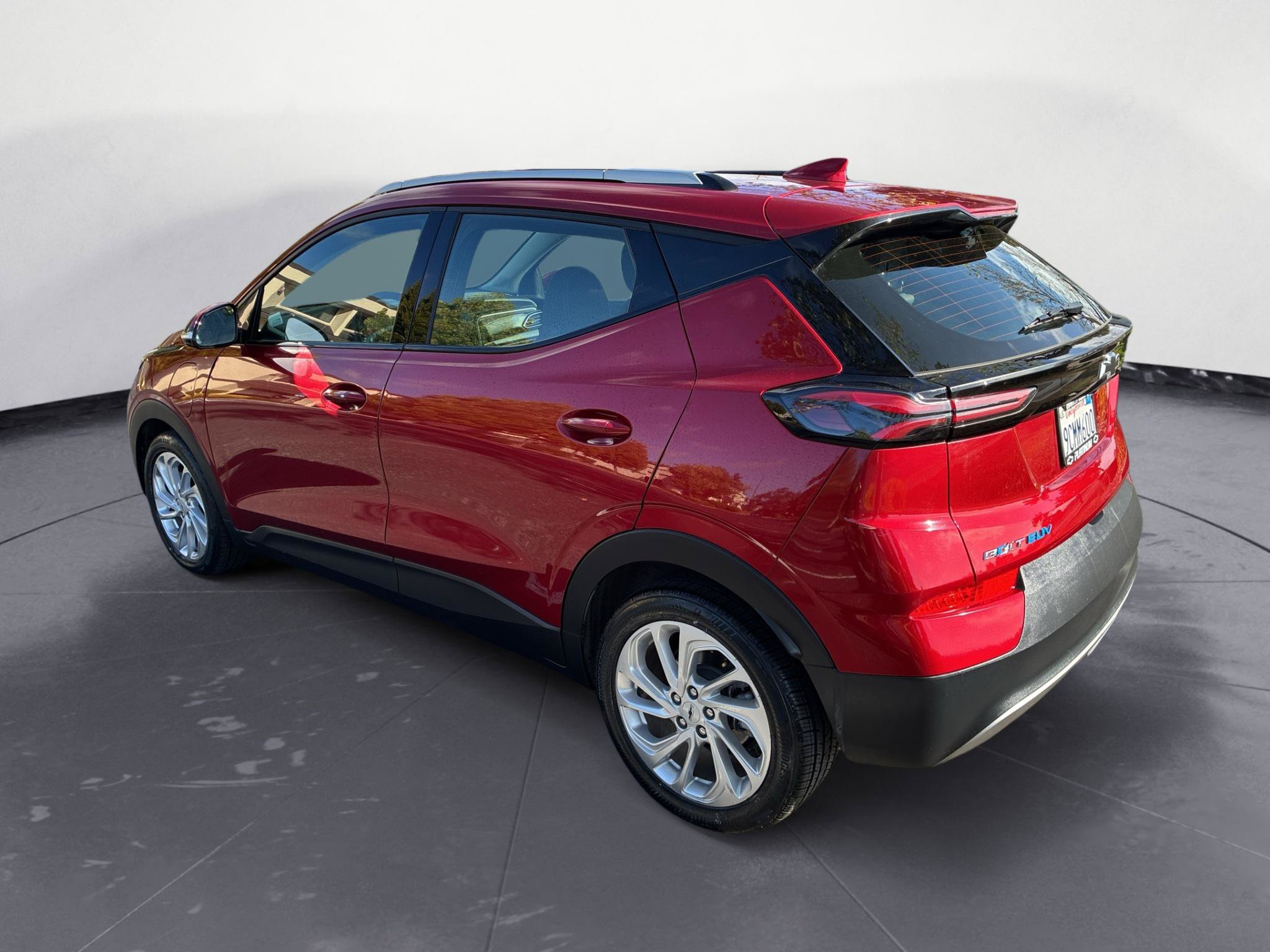 Used 2022 Chevrolet Bolt EUV LT FWD image 5