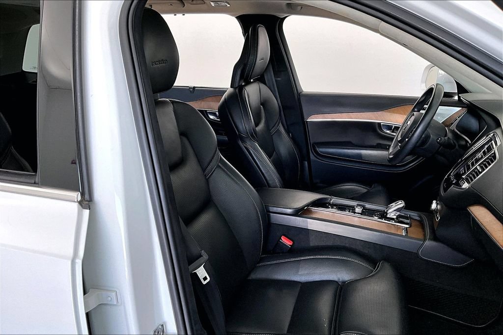 Used 2020 Volvo XC90 T8 Inscription w/ Protection Package Premier AWD/4WD image 8