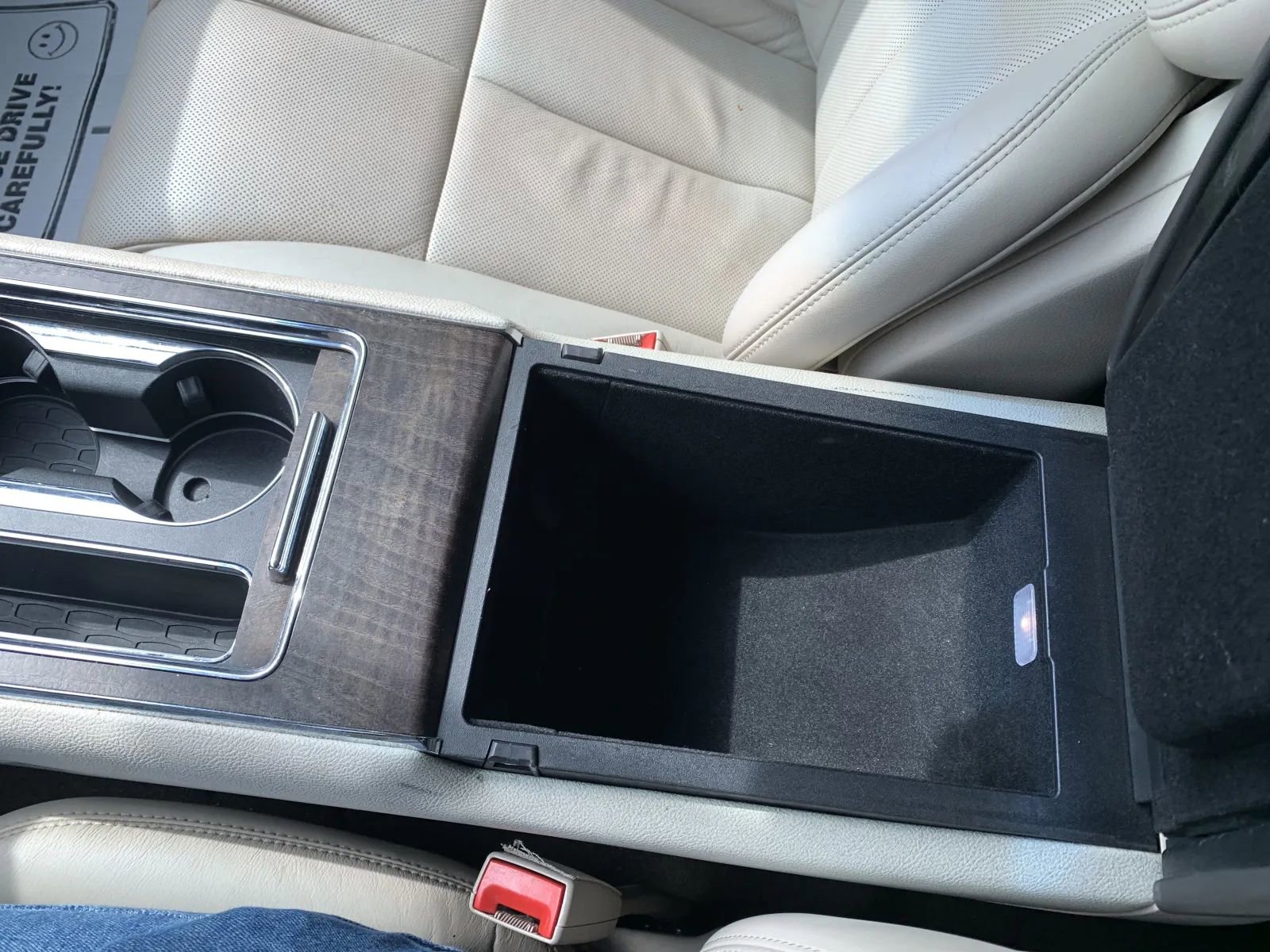 Used 2020 Lincoln Continental w/ Premium Package image 19