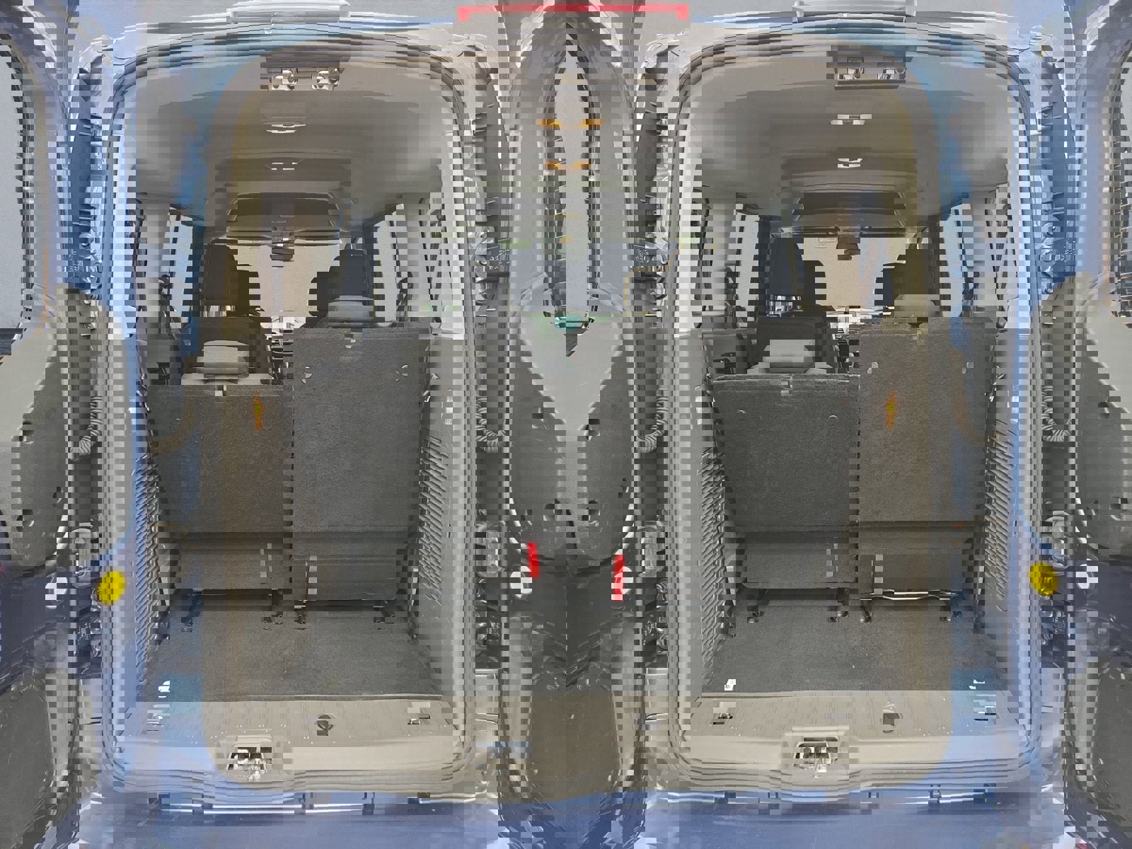 Used 2019 Ford Transit Connect XLT image 25