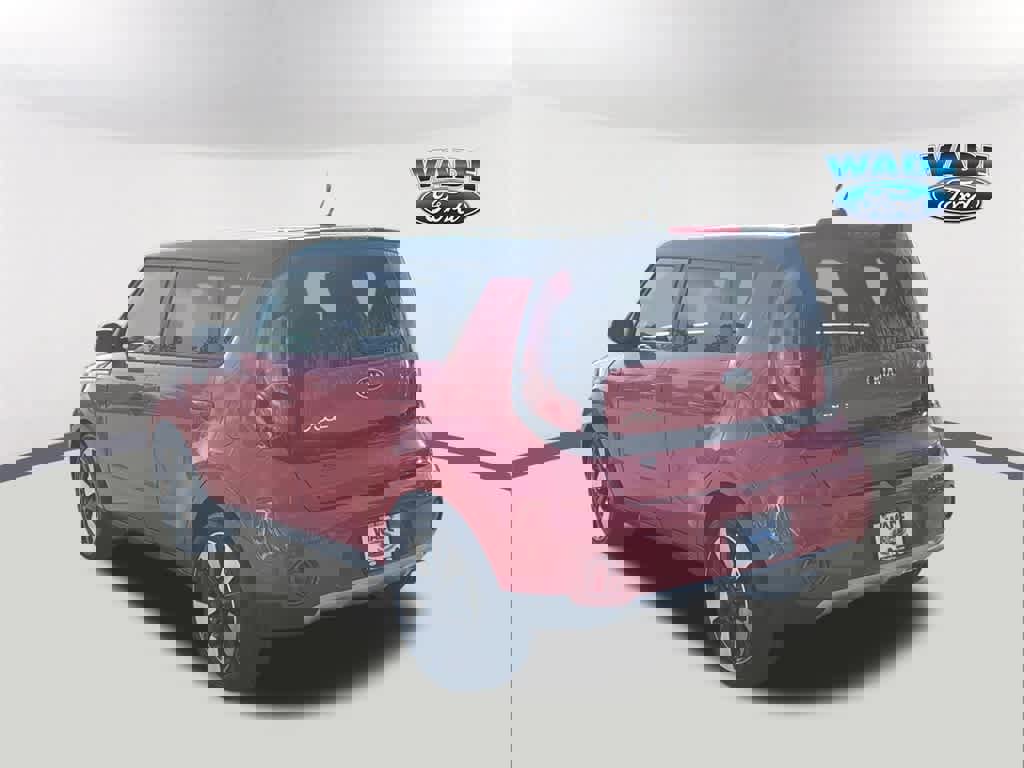 Used 2019 Kia Soul + image 7