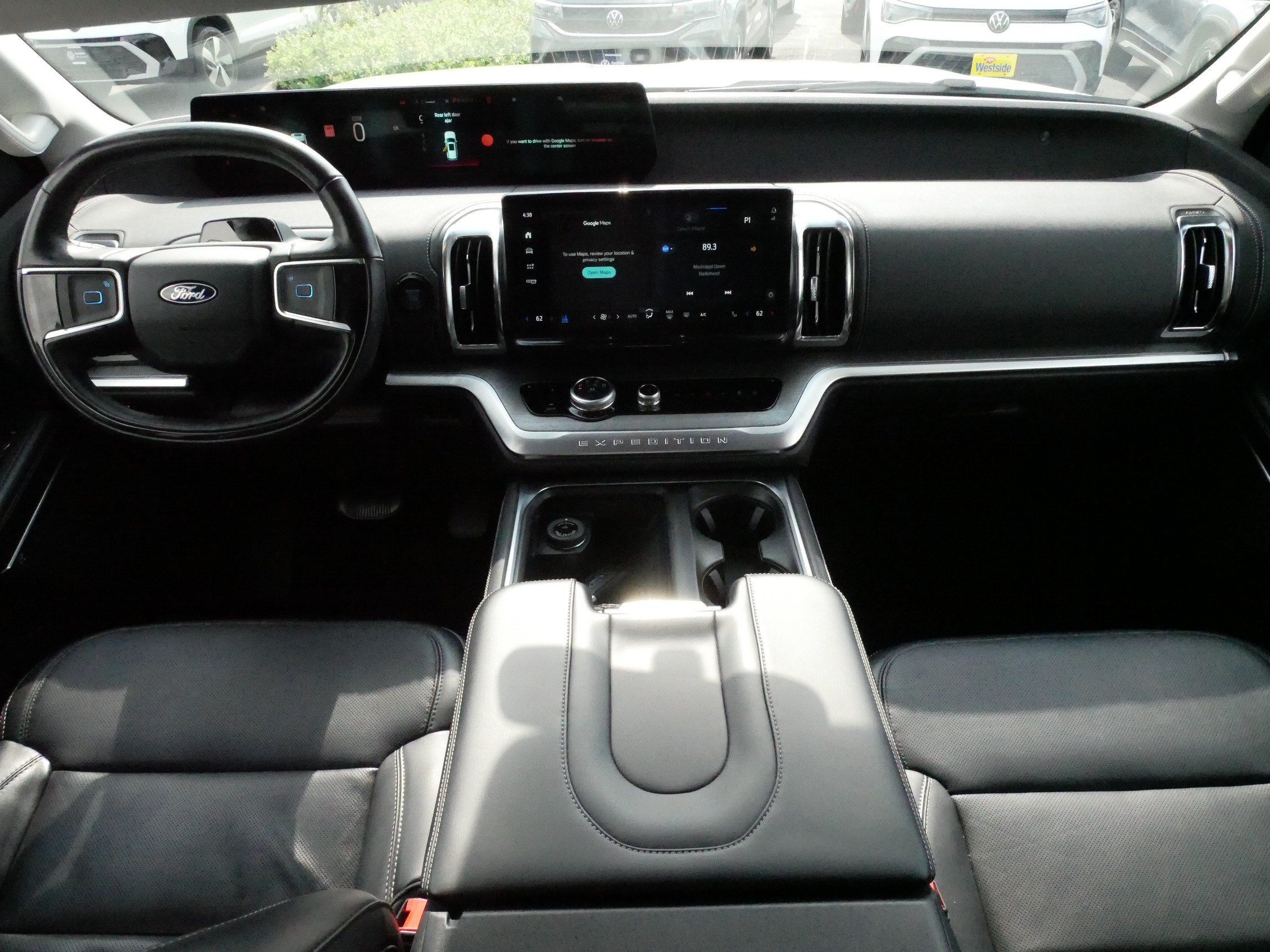 Used 2025 Ford Expedition Platinum AWD/4WD image 10