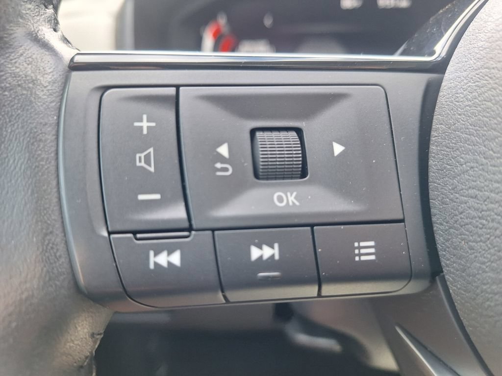 Used 2024 Nissan Rogue SL w/ SL Premium Package AWD/4WD image 13