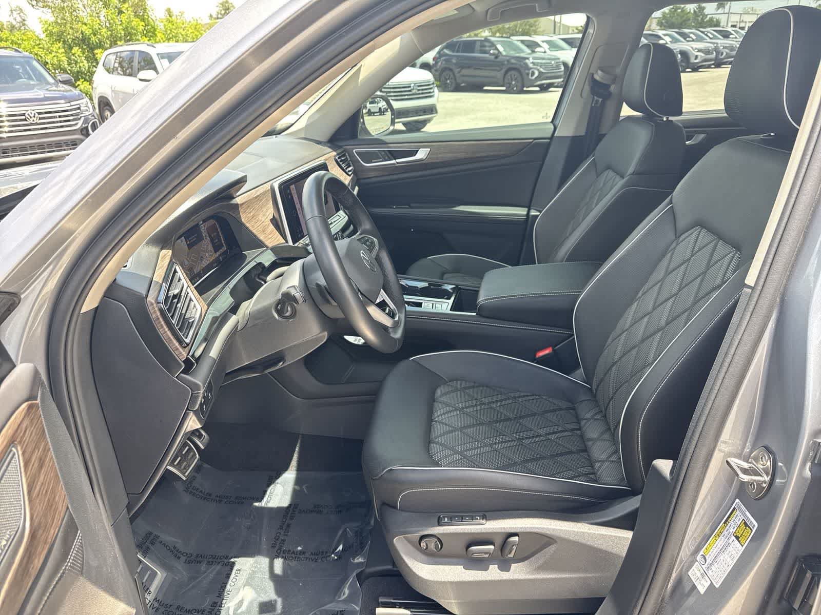 Used 2026 Volkswagen Atlas SEL Premium R-Line AWD/4WD image 23