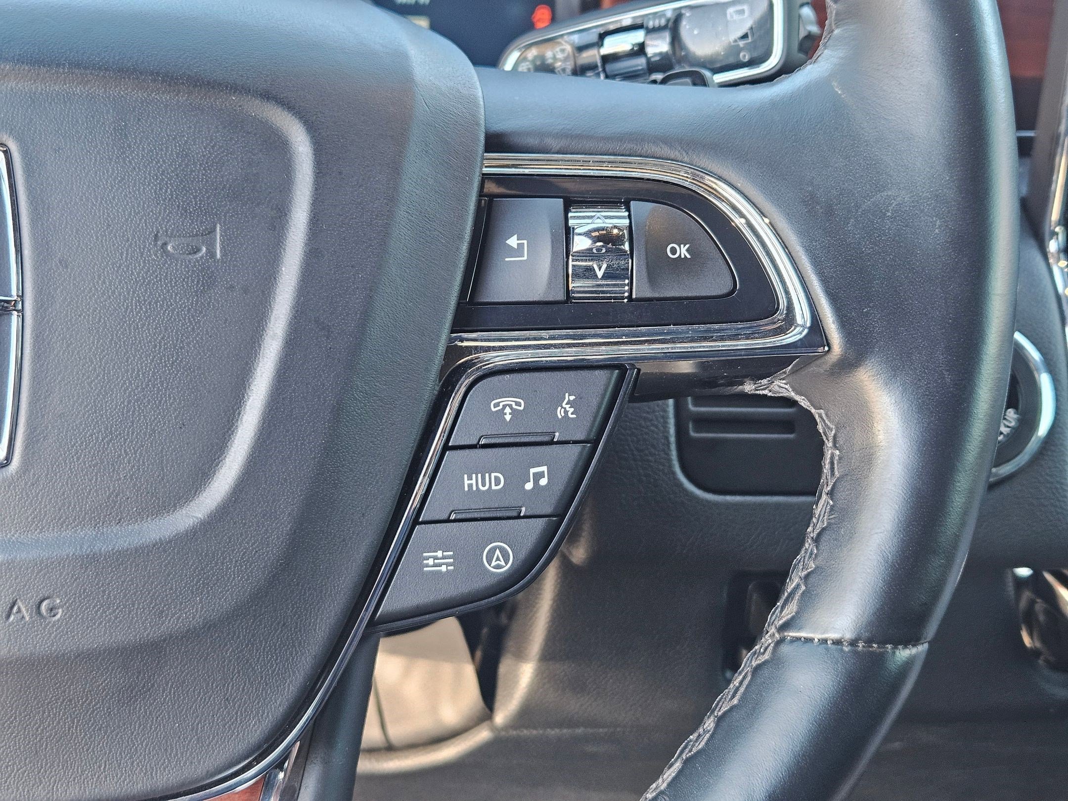 Used 2024 Lincoln Navigator L Reserve image 18