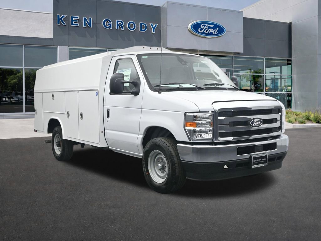 New 2026 Ford E-350 and Econoline 350 Super Duty w/ Power Equipment Group image 1