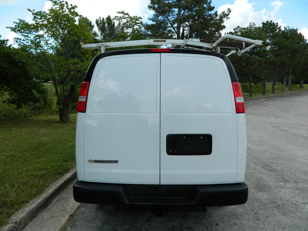 Used 2019 Chevrolet Express 2500 w/ Communications Package RWD image 8