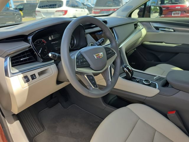 Used 2023 Cadillac XT5 Premium Luxury FWD image 14