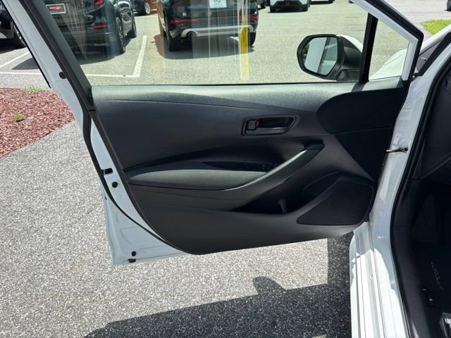 Used 2023 Toyota Corolla LE w/ Carpet Mat Package (TMS) FWD image 11