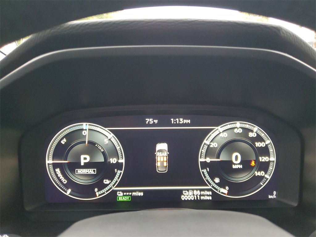 New 2025 Mitsubishi Outlander SE image 19
