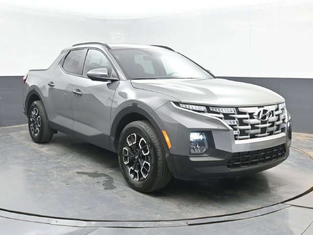 Used 2024 Hyundai Santa Cruz SEL w/ Activity Package FWD image 2