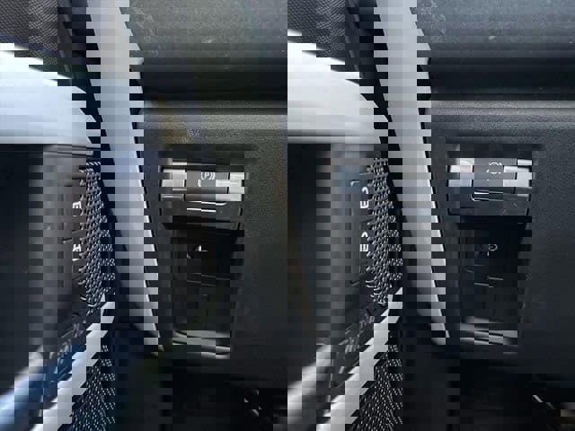 Used 2020 Land Rover Defender 110 SE image 24