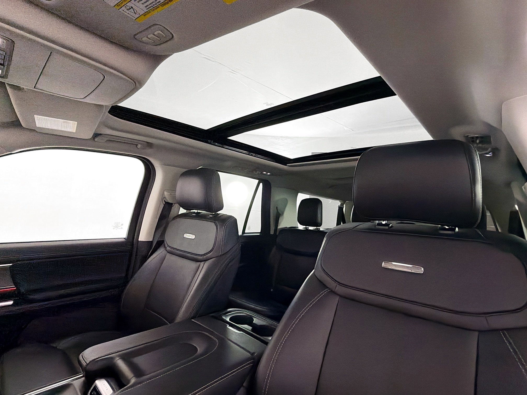 Used 2025 Ford Expedition Max Platinum AWD/4WD image 22
