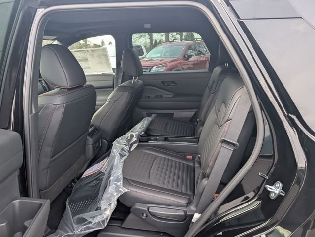 New 2026 Nissan Pathfinder Rock Creek image 10
