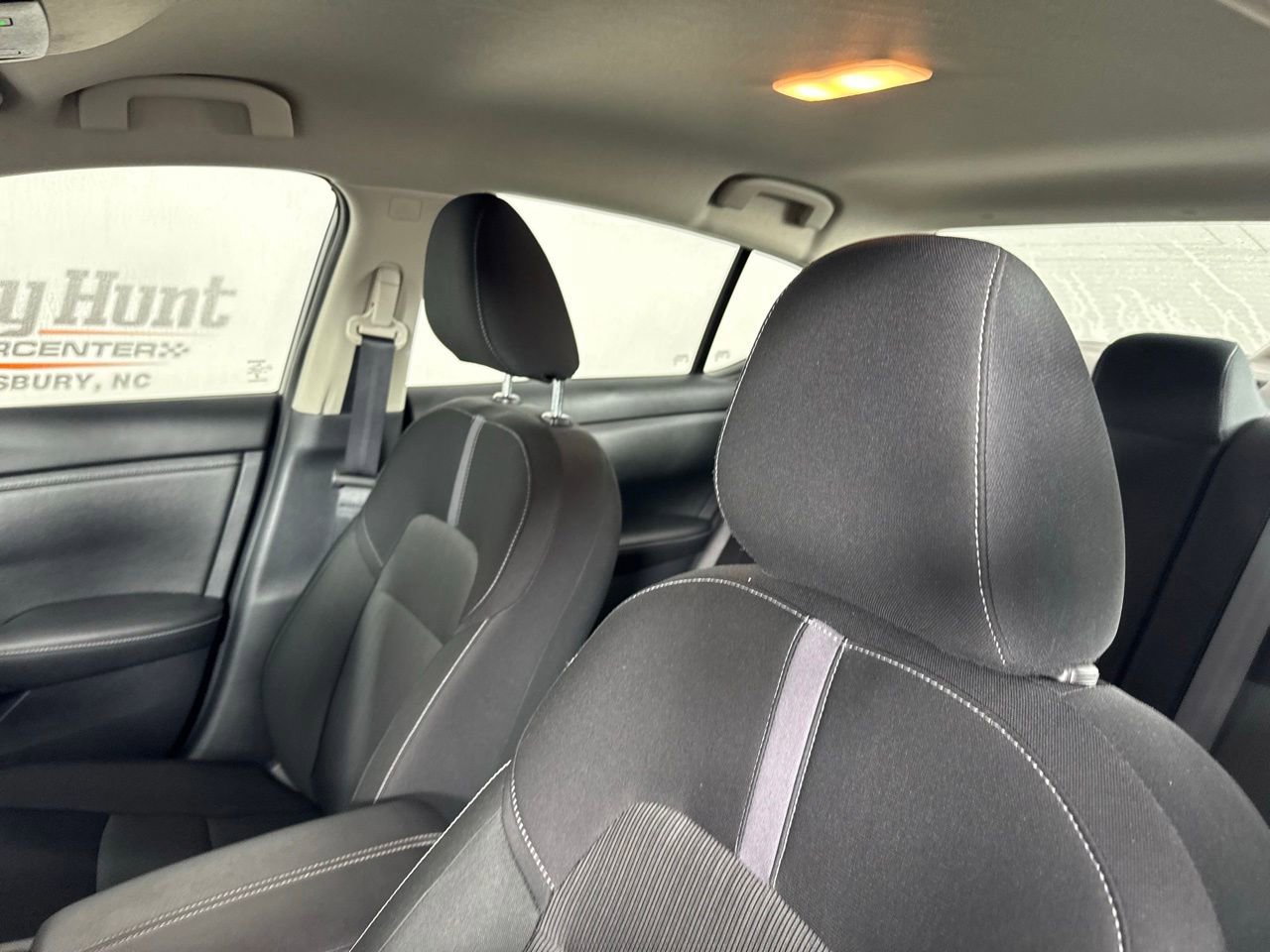 Used 2025 Nissan Sentra SV image 11