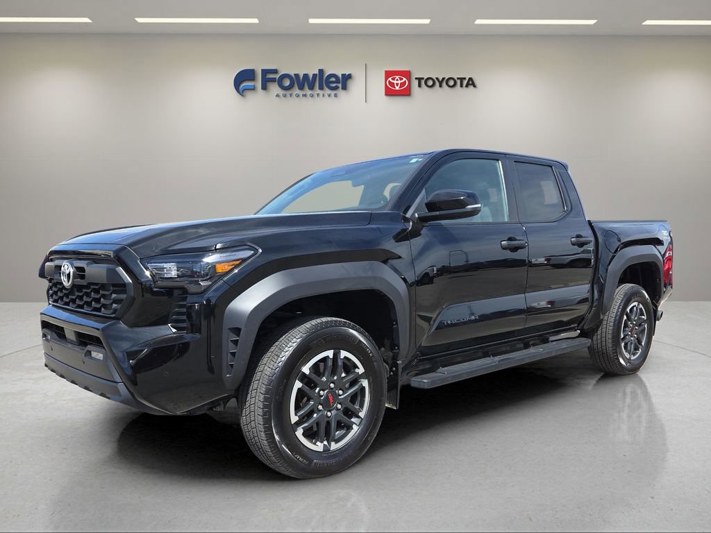 Used 2024 Toyota Tacoma TRD Off-Road w/ TRD Off Road Upgrade Package image 3