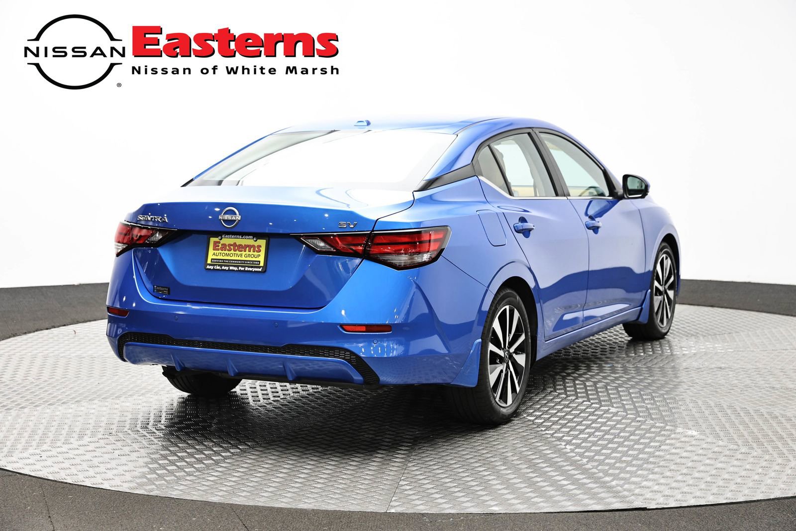Used 2024 Nissan Sentra SV w/ SV Premium Package FWD image 5