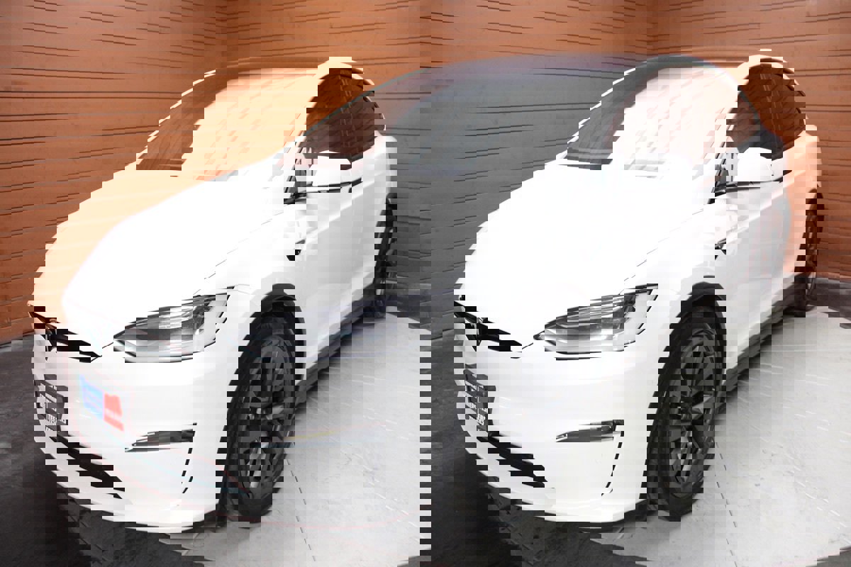 Used 2022 Tesla Model X Plaid image 52