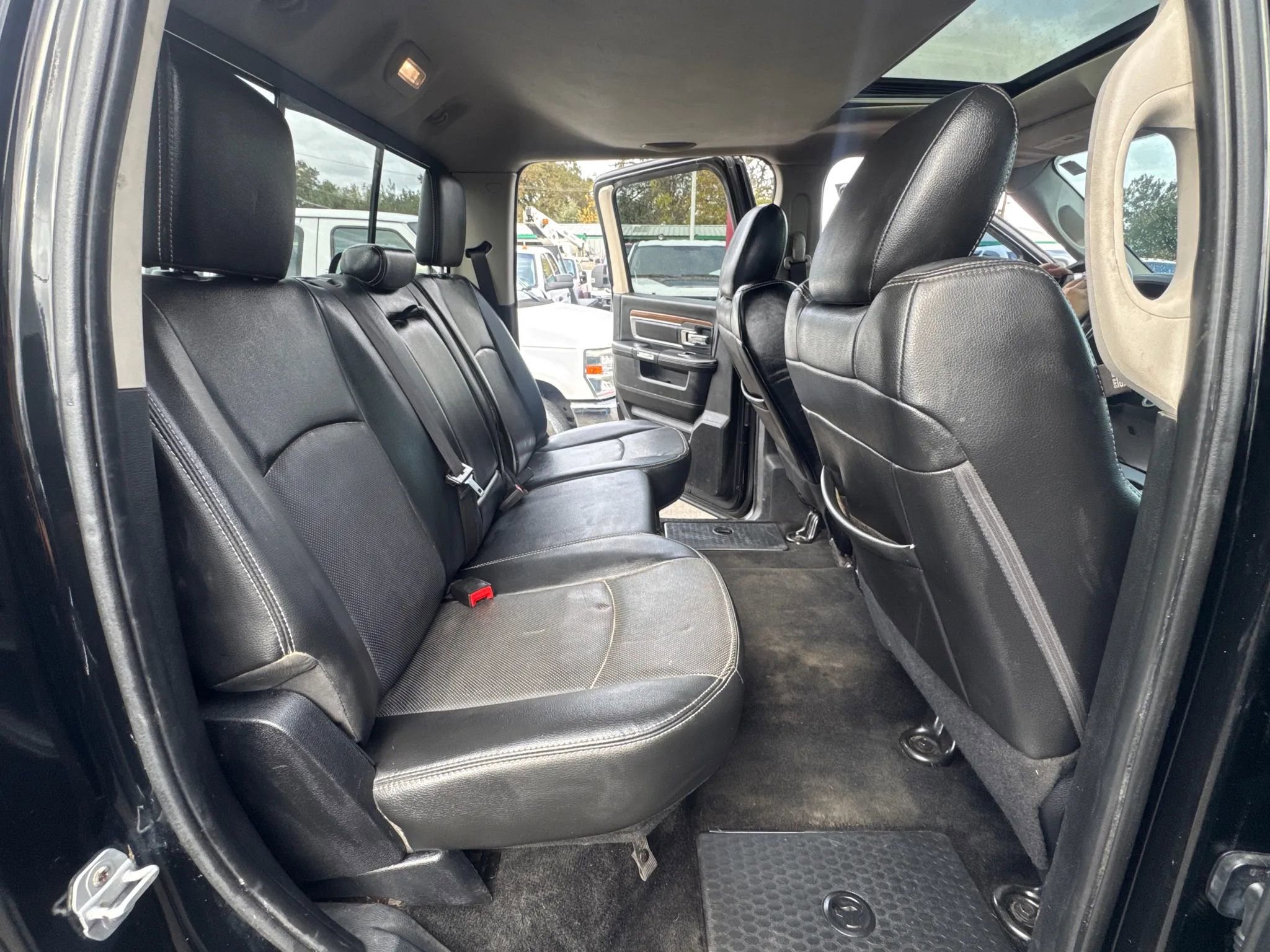 Used 2014 RAM 3500 Laramie w/ Black Appearance Group image 21