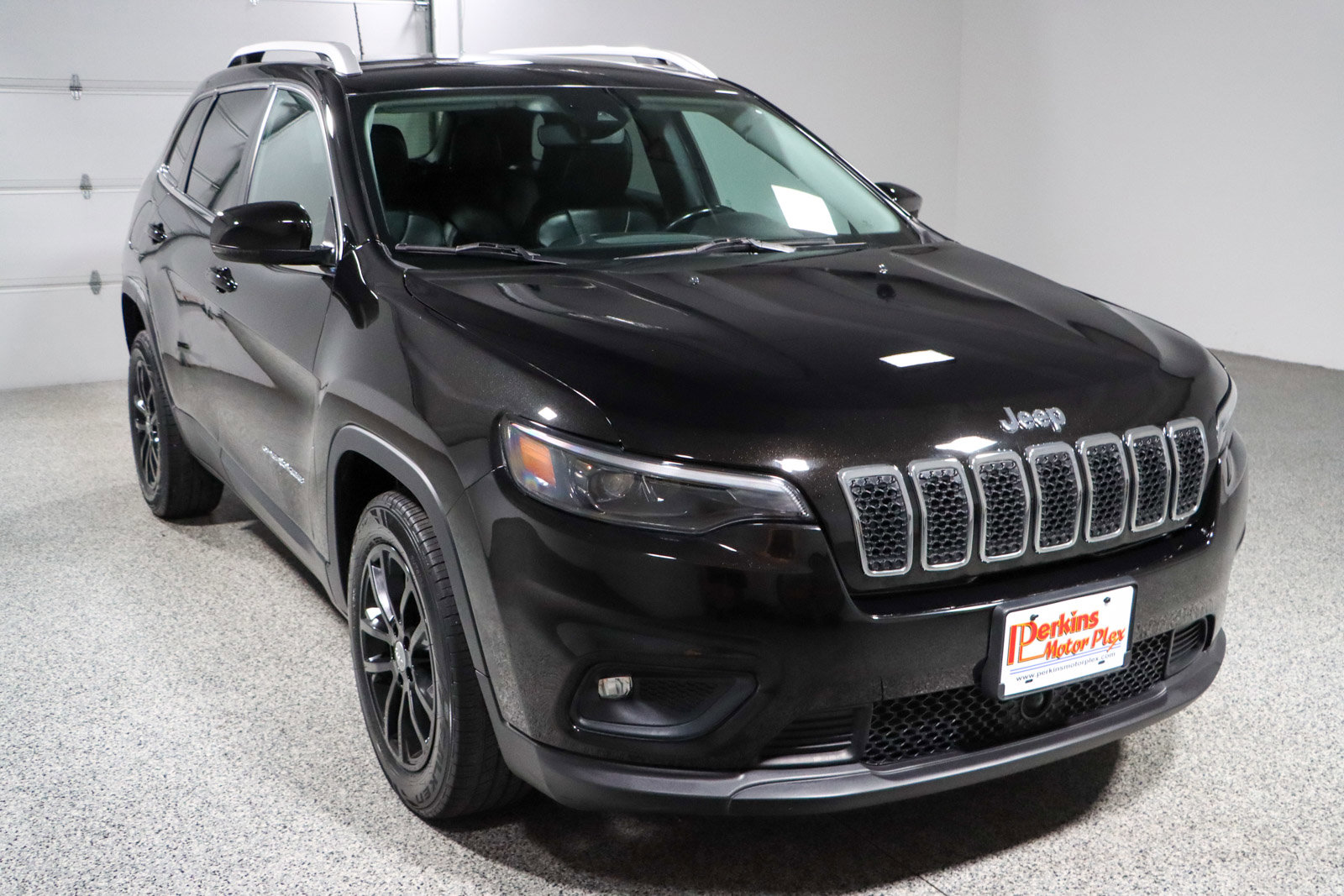 Used 2021 Jeep Cherokee Latitude Plus FWD image 5