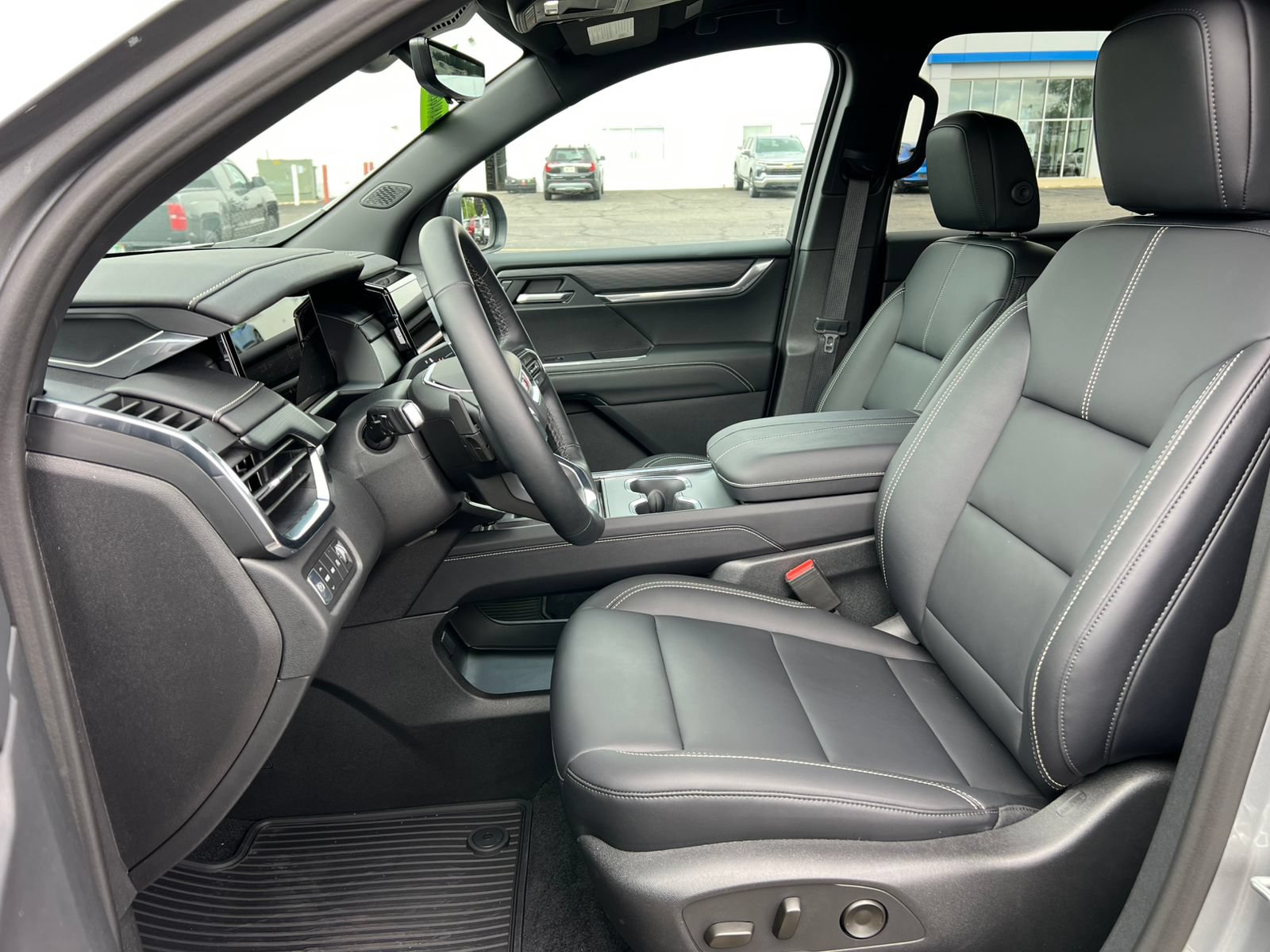 New 2026 GMC Acadia Elevation w/ Black Edition AWD/4WD image 4