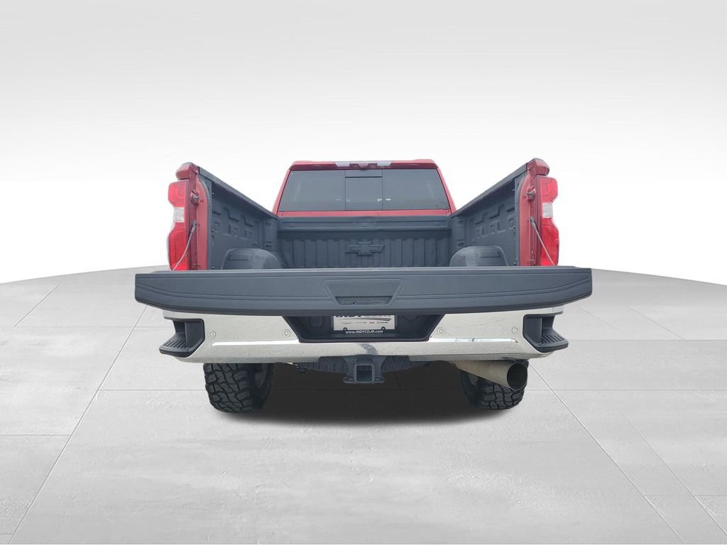 Used 2022 Chevrolet Silverado 2500 LTZ w/ LTZ Plus Package AWD/4WD image 11