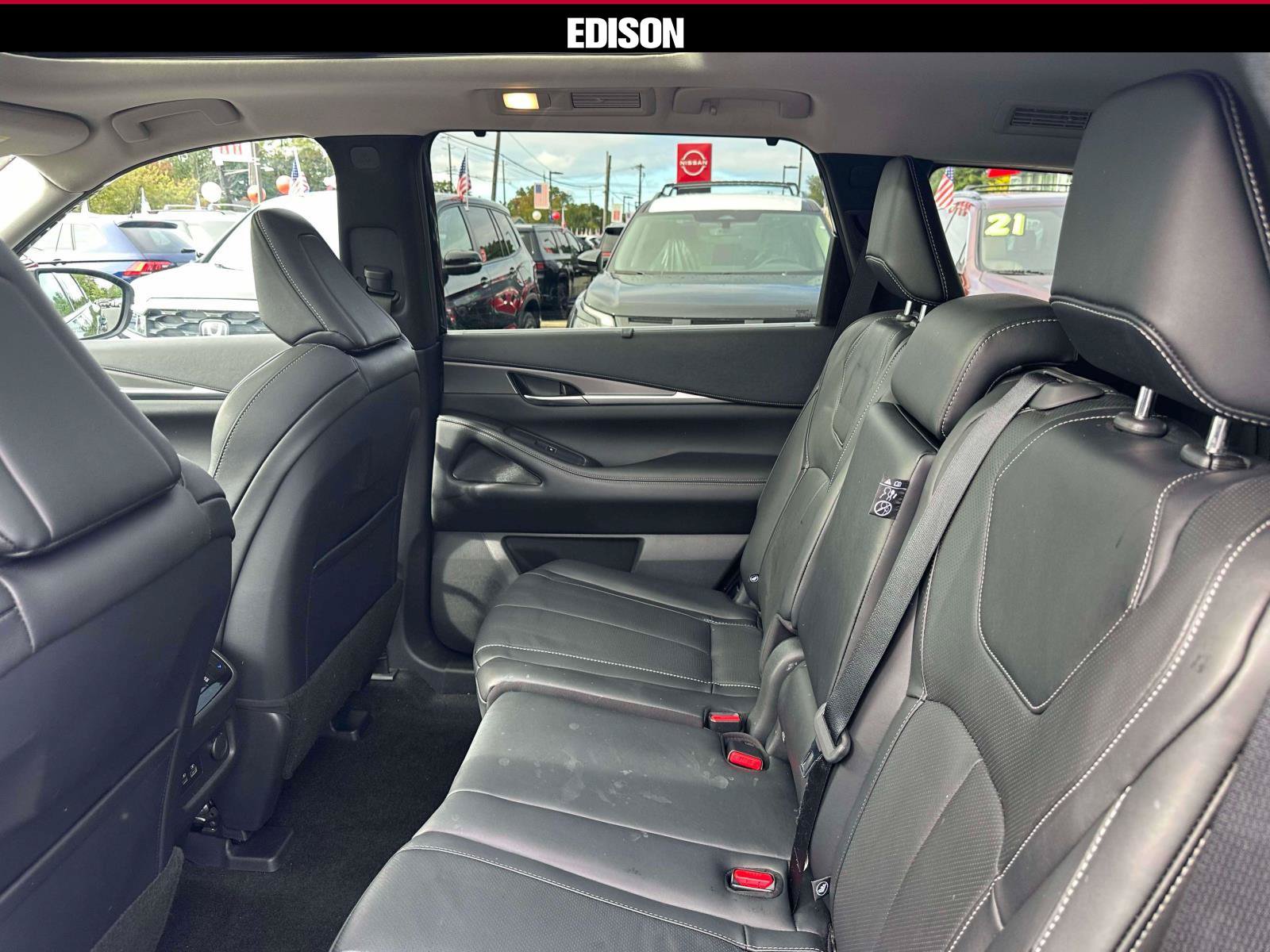 Used 2024 INFINITI QX60 Luxe AWD/4WD image 9